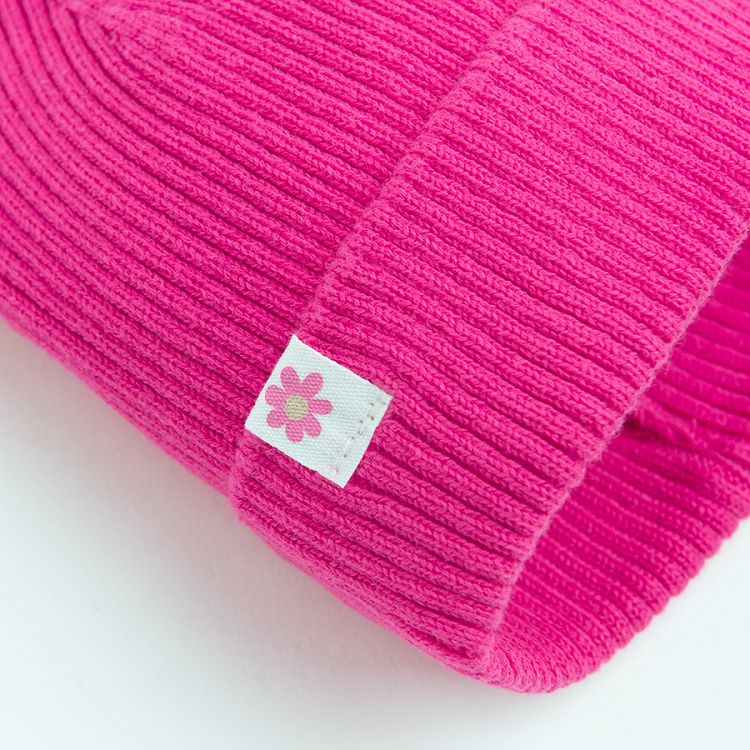 Fucshia cap