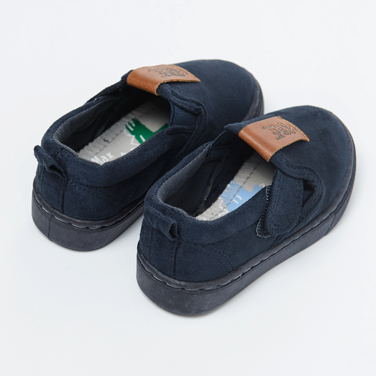 Drak blue sleepers