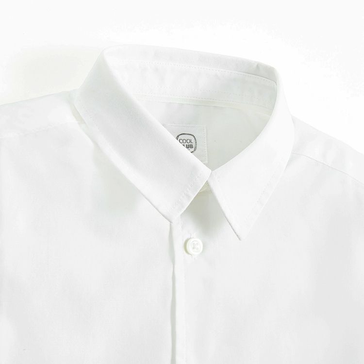 White short sleeve button down shirt