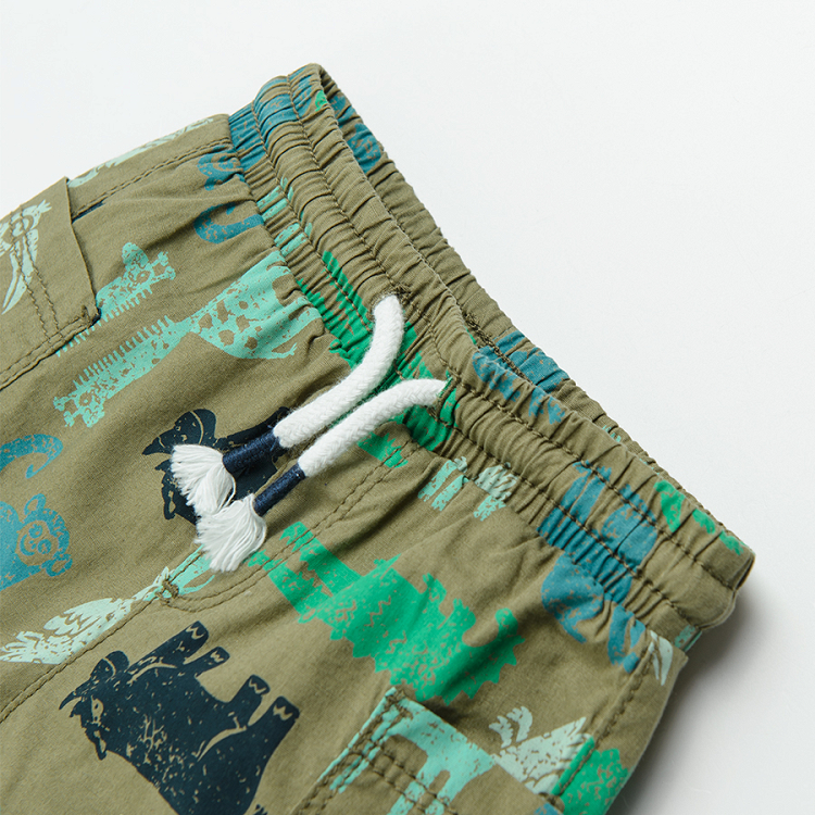 מכנסיים קצרים עם הדפס חיות ג'ונגל