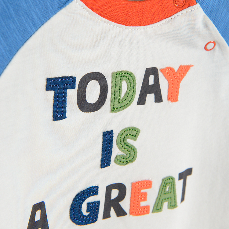 White T-shirt with "Today is a grea day" print and bue long sleeves