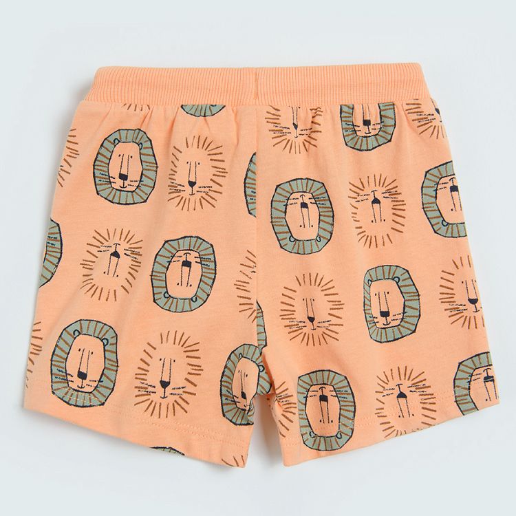 Peach shorts with lions print