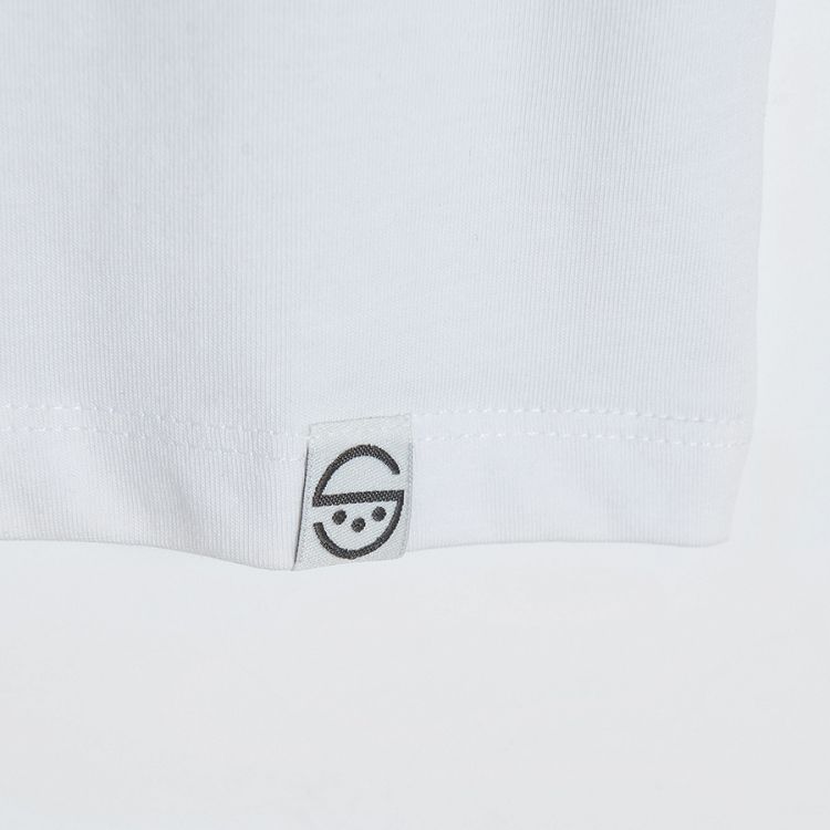 White short sleeve T-shirt