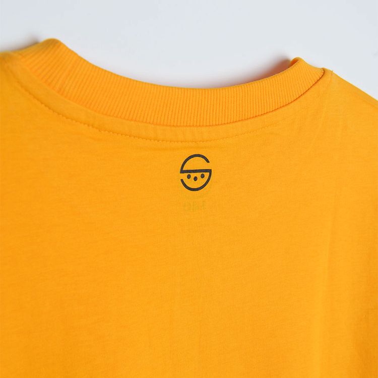 Orange short sleeve T-shirt