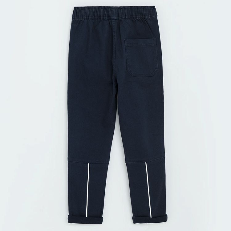 Dark blue trousers with cord on the waist