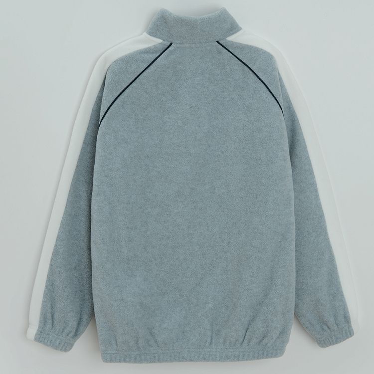 Grey sweatshirt with half zipper