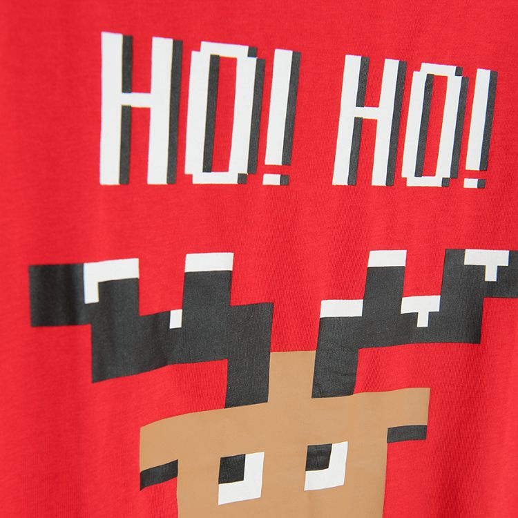 Red short sleeve raindeer