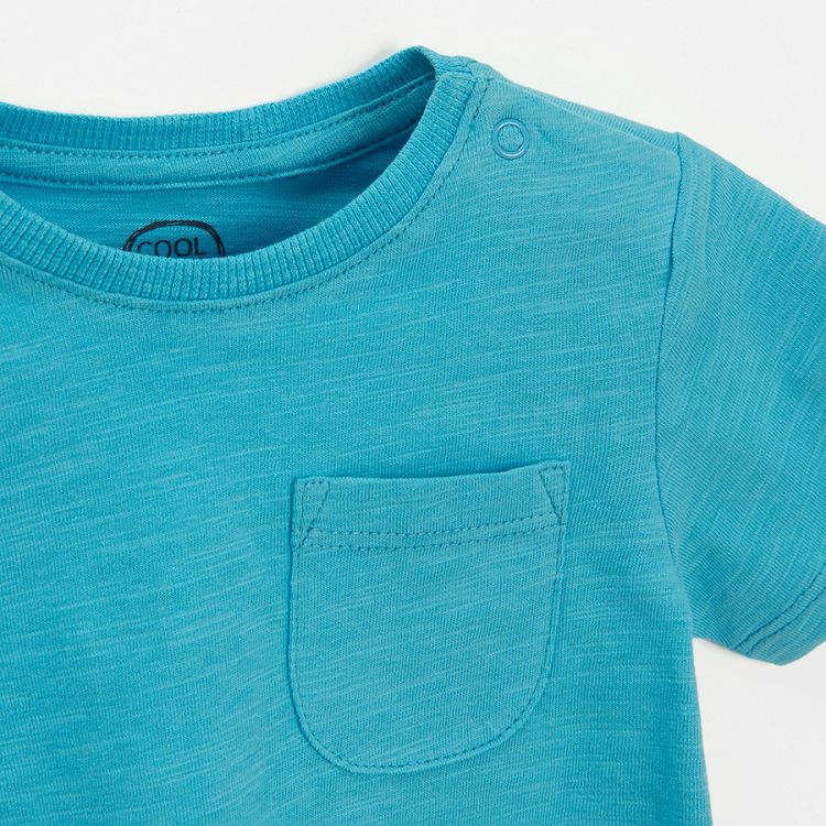 Turquoise T-shirt with chest pocket