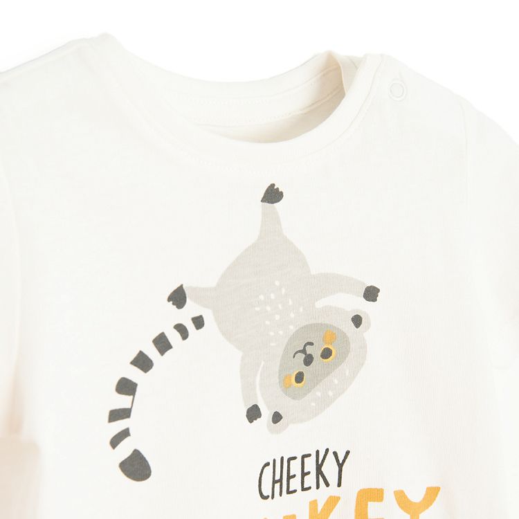 חולצה לבנה עם הדפס 'Cheeky Monkey Club'