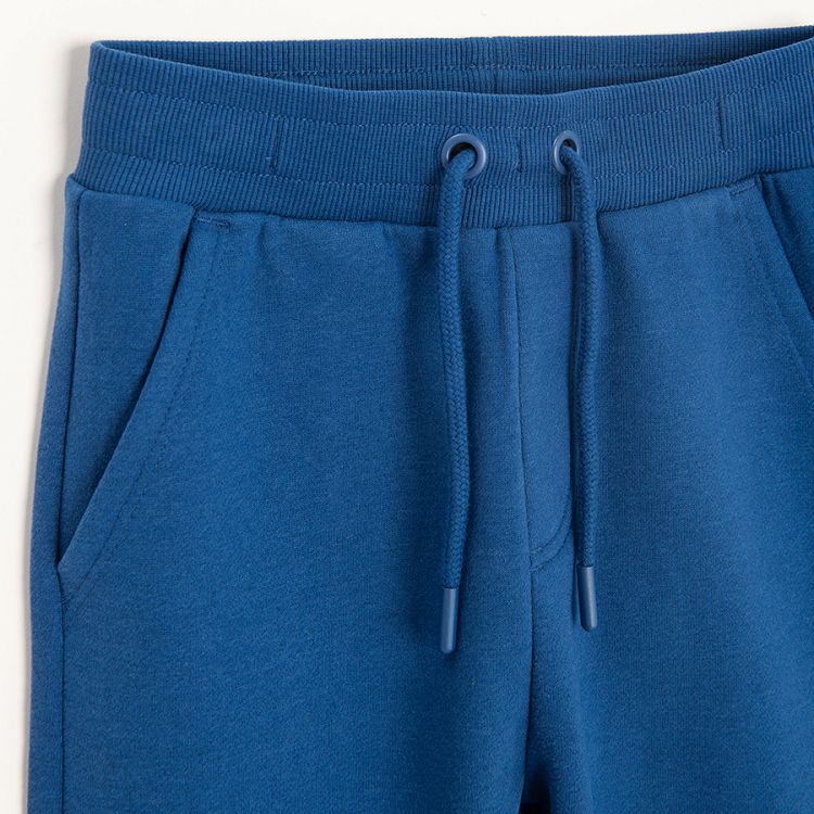 Blue sweatpants with cord