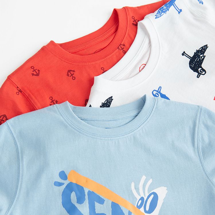 White, red and blue T-shirts with seagulls print