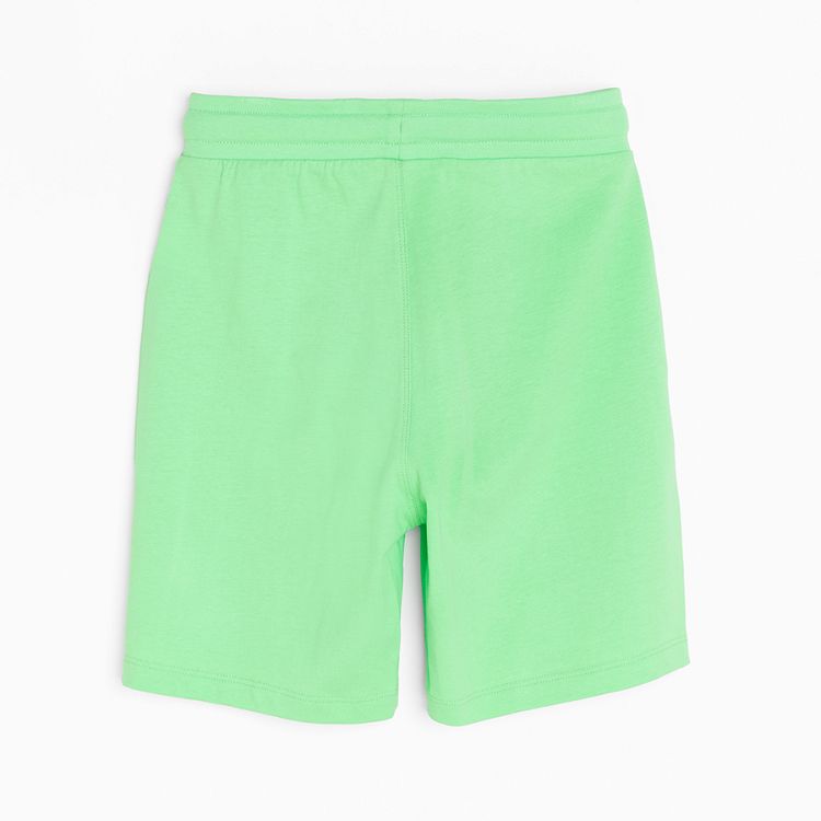 Green long shorts with cord