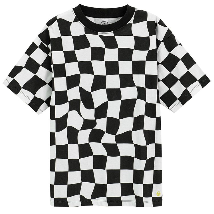 Black and white T-shirt with race flag print