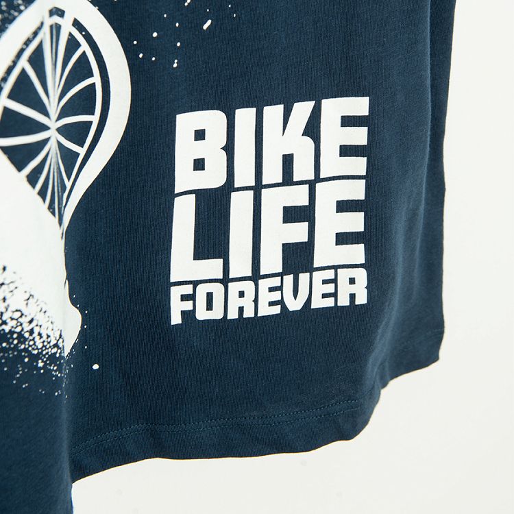 חולצה כחולה עם הדפס 'Bike Life Forever'