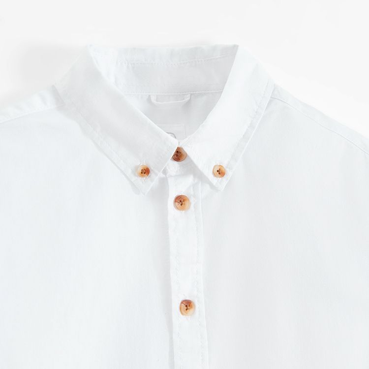 White button down classic shirt