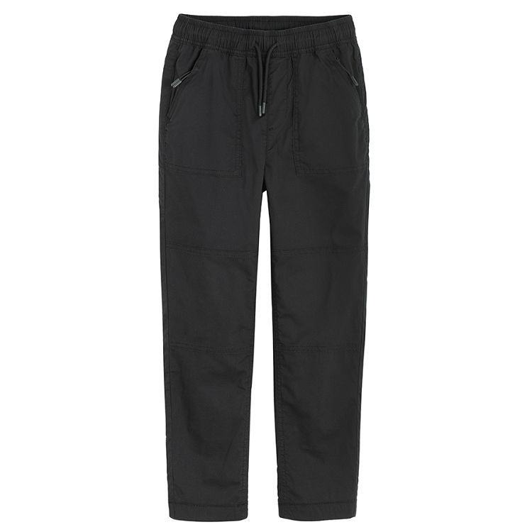 Black trousers with side pockets