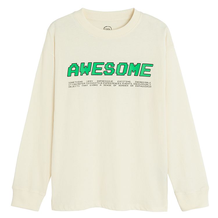 סווטשירט בז׳ עם הדפס 'AWESOME'