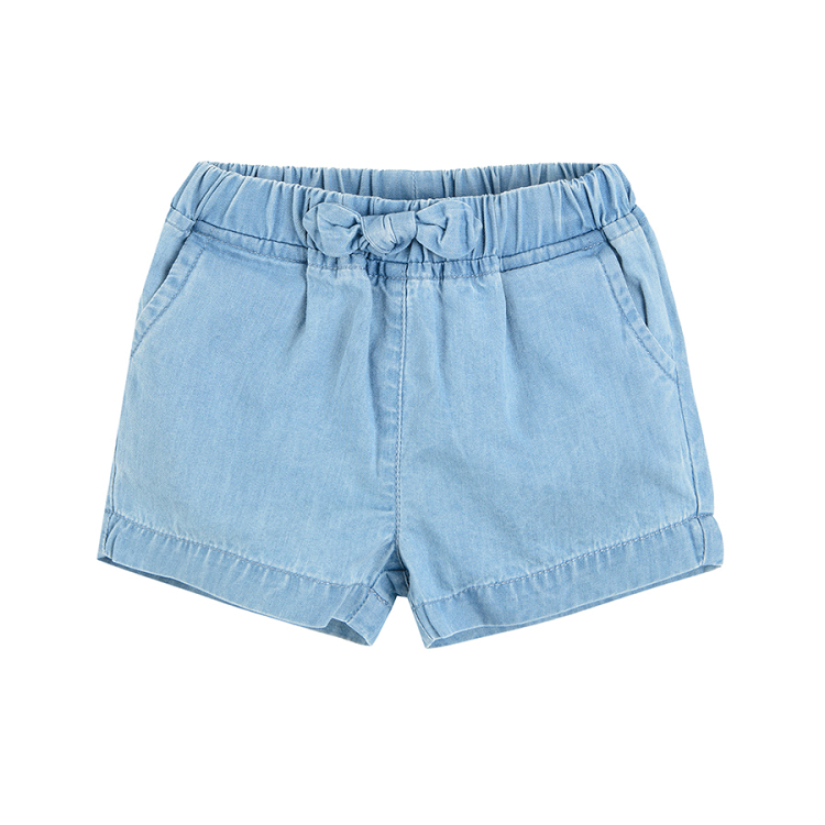 Light blue shorts with elastic waist and bow