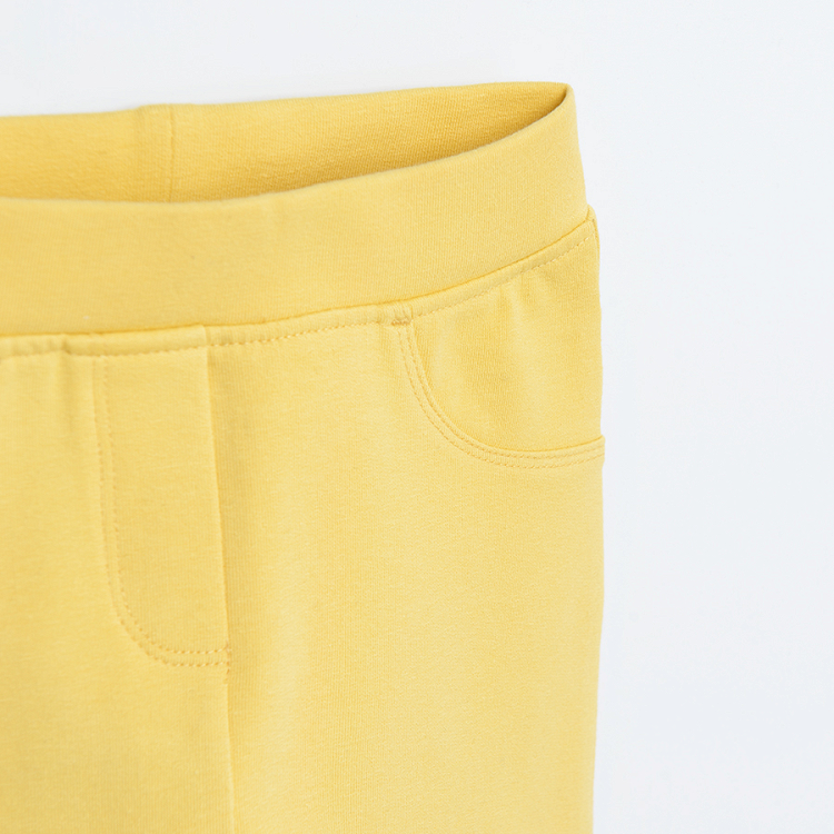 Yellow jeggings