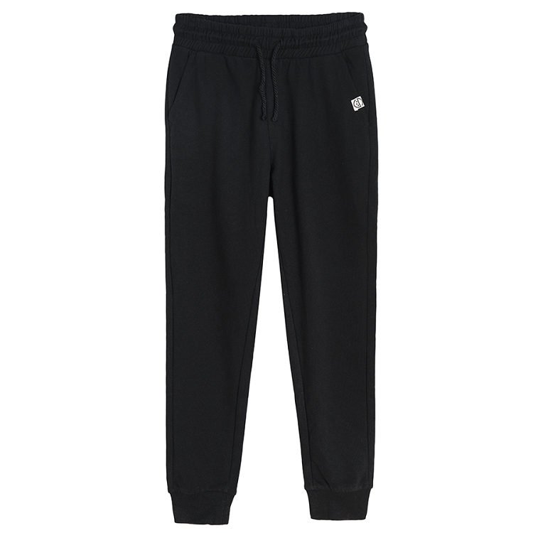 Black jogging pants