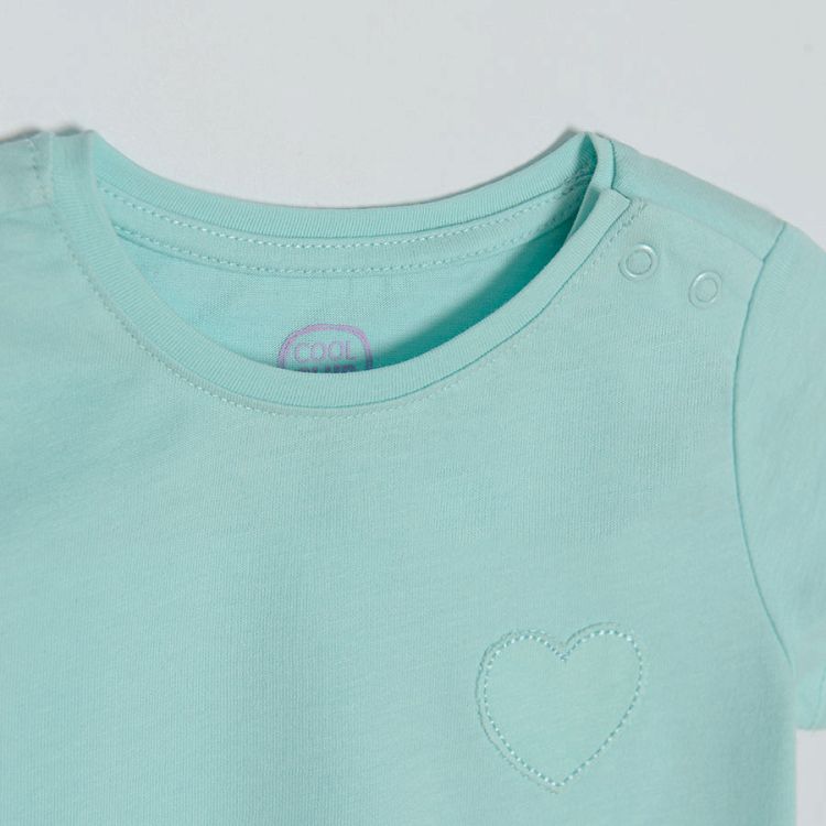 Turquoise short sleeve T-shirt with poppers on the shoulder