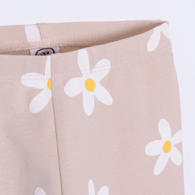 Light pink 3/4 leggings with daisies print