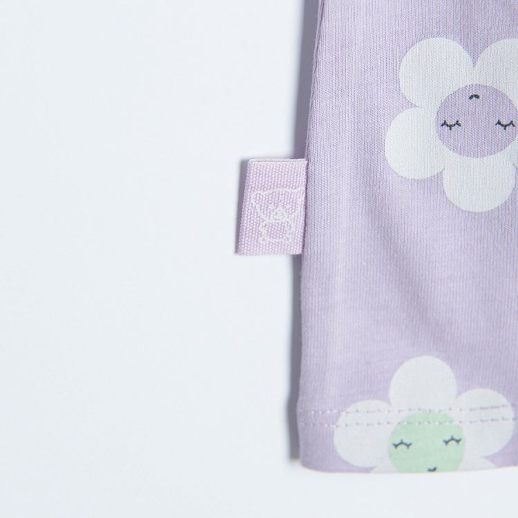 Violet short sleeve T-shirt and shorts with white flowers print