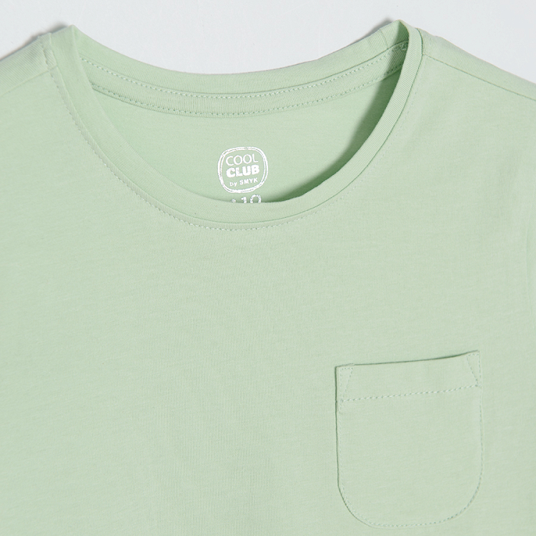 Green short sleeve T-shirt with chest pocket