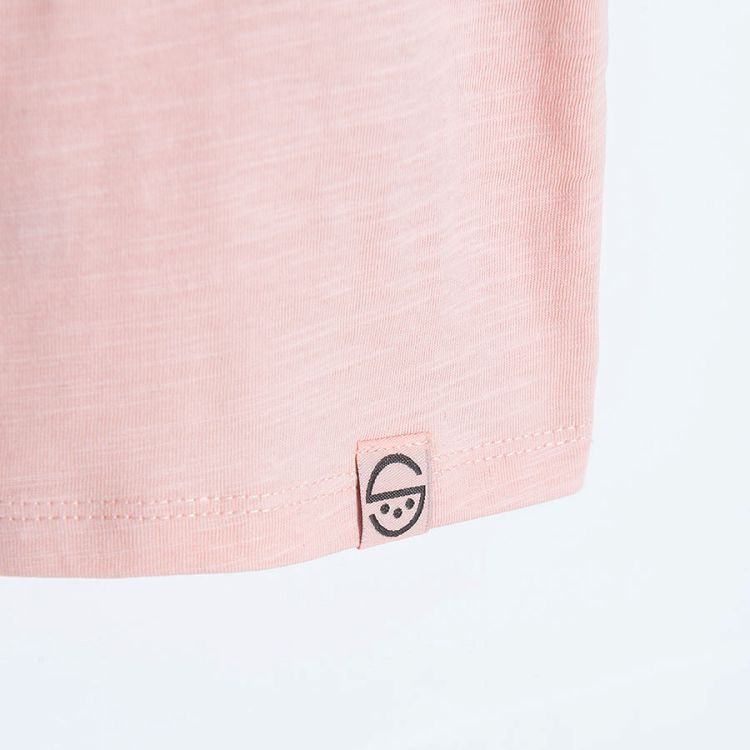 Pink short sleeve T-shirt with desert pring