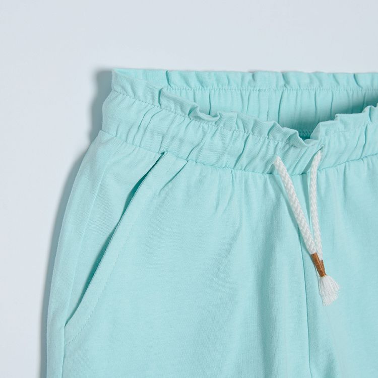 Turquoise shorts with adjustable and elastic waist