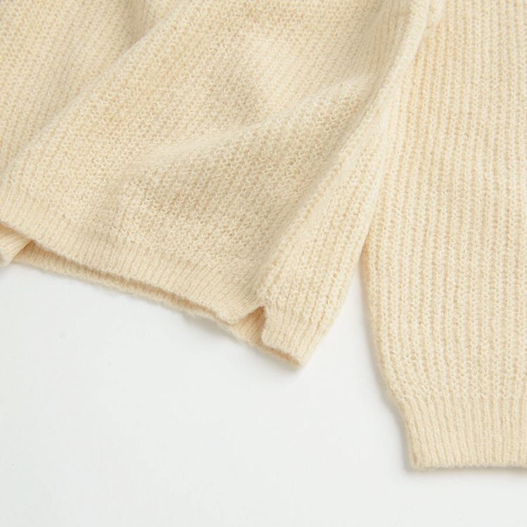 Ectu knit sweater