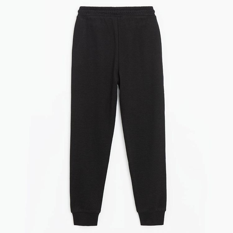 Black jogging pants