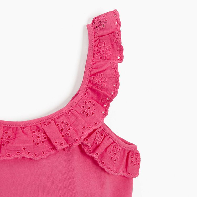 Fuchsia sleeveless T-shirt