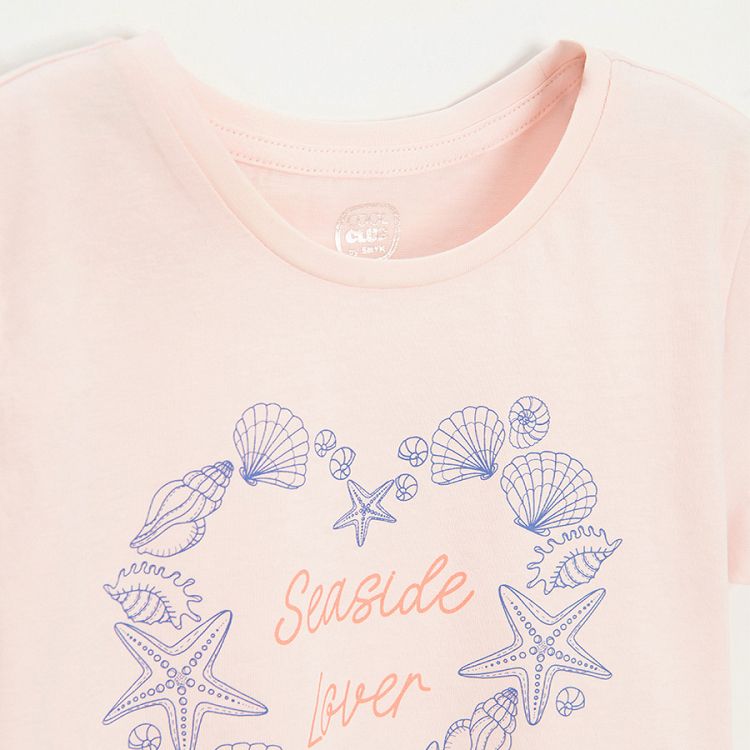 Peach T-shirt with sea world In a hear shape print Seaside Lover