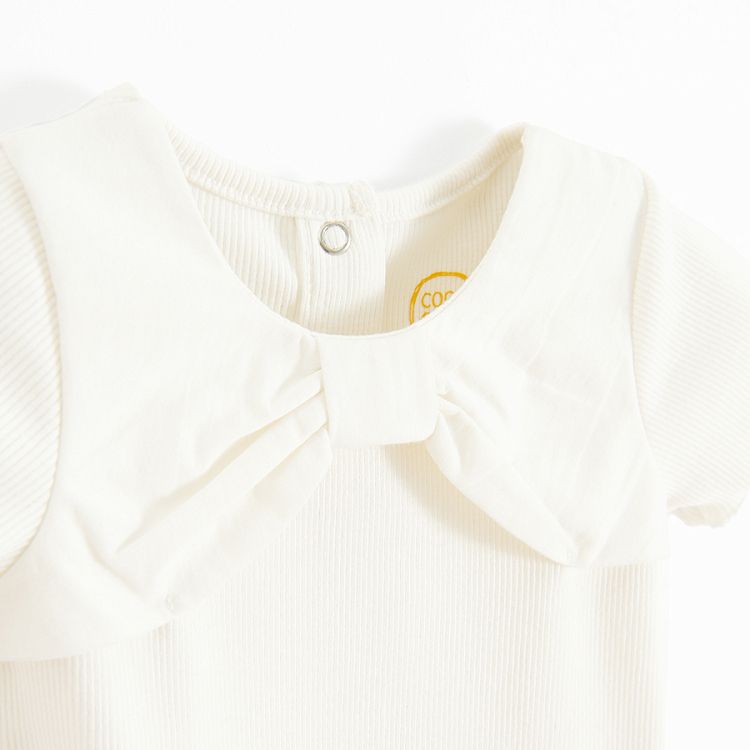 Ecru short sleeve bodysuit with bow