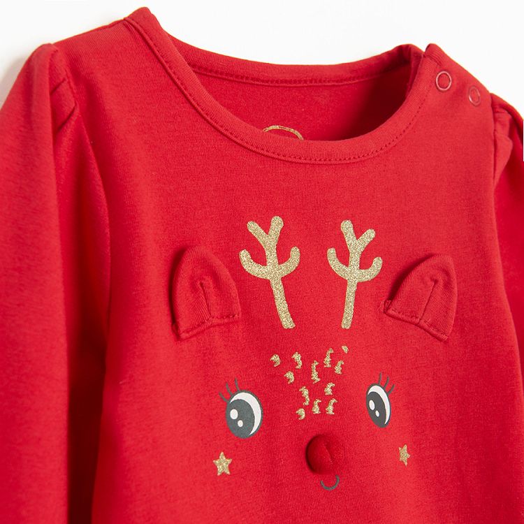 Red long sleeve raindeer print