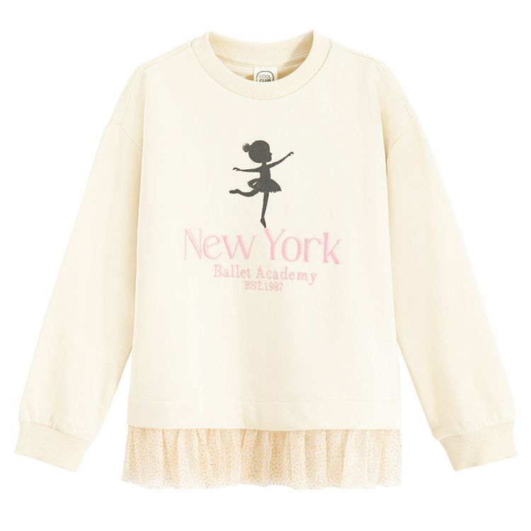 Ecru sweatshirt with ballerina and New York Ballet Academy print