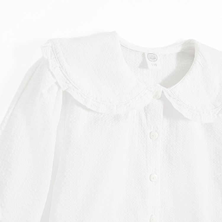 White button down classic shirt with wide collar