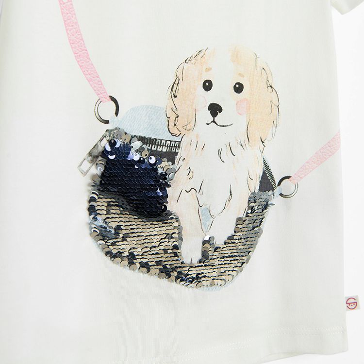 White T-shirt with puppy in belt bag print