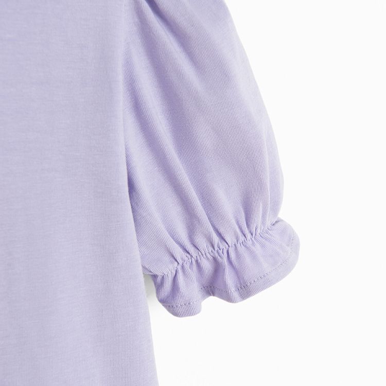 Puple short sleeve blouse with puffy sleeves and lace collar