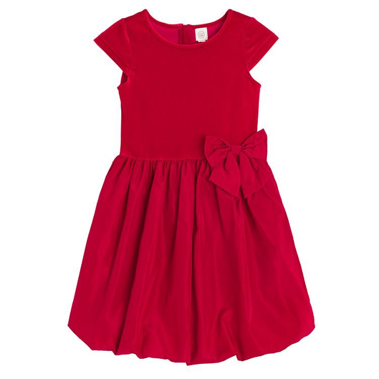 Red short sleeve dress with full skirt and bow