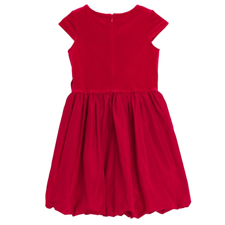 Red short sleeve dress with full skirt and bow