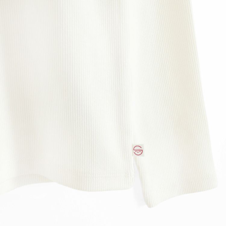 White long sleeve T-shirt with ruffles