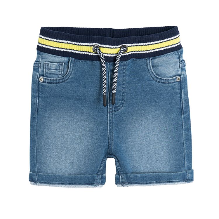 Denim short with adjustable waist