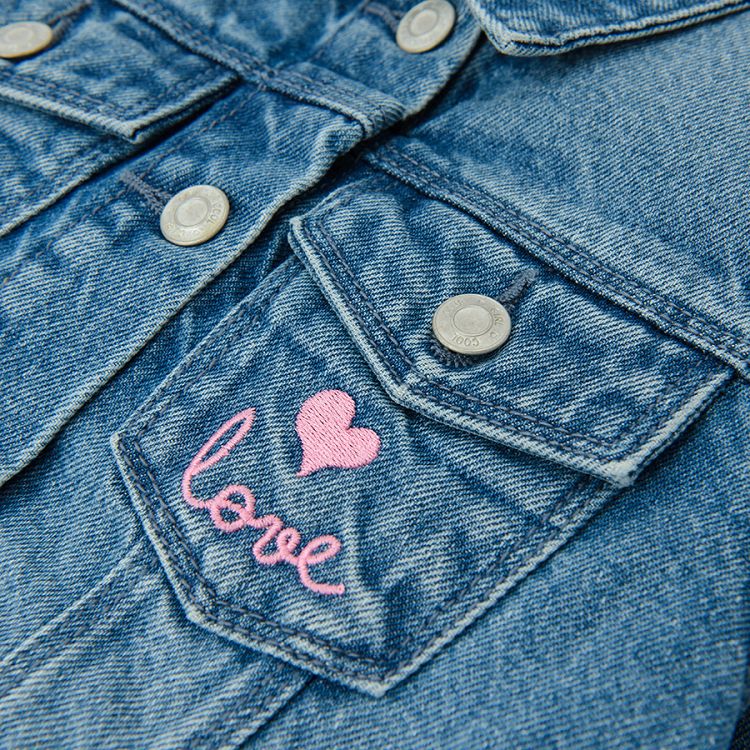 Jean jacket with buttons