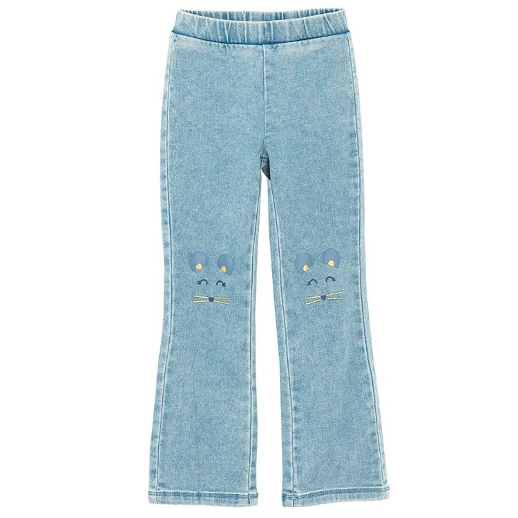 Light blue denim pants with kitten pattern on the knees