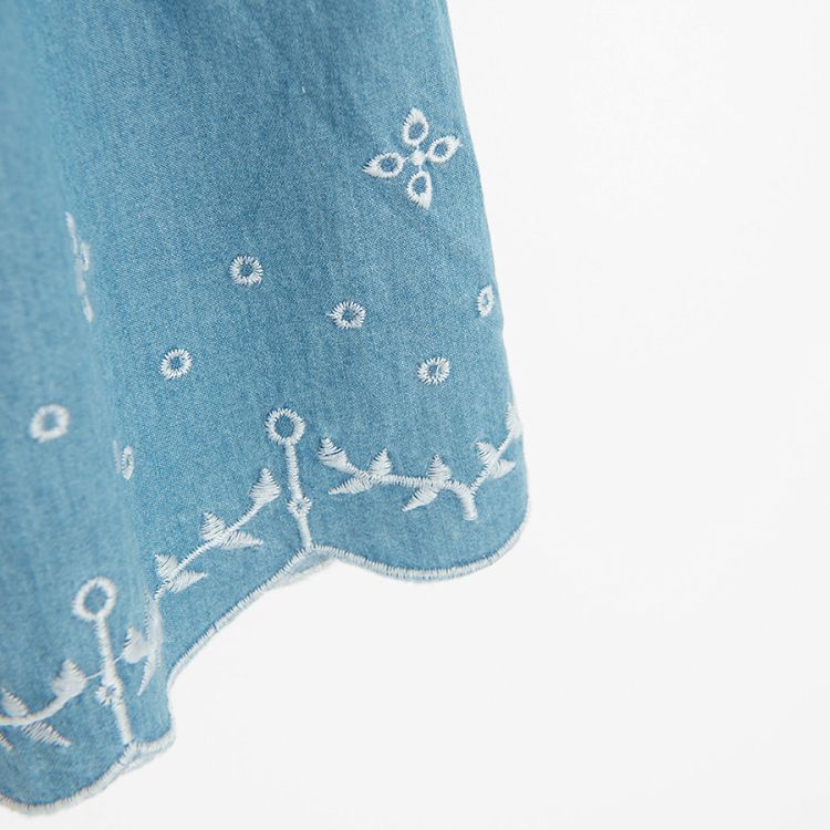 Denim short sleeve dress with embroiderie