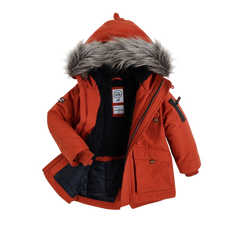 Jacket with side pockets with detachable fur on the hood