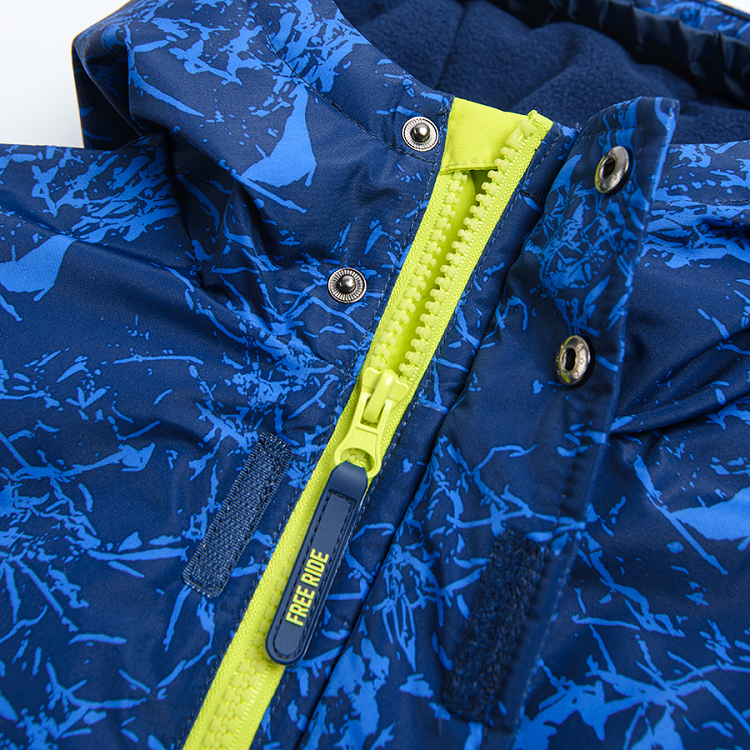 Hooded ski jacket