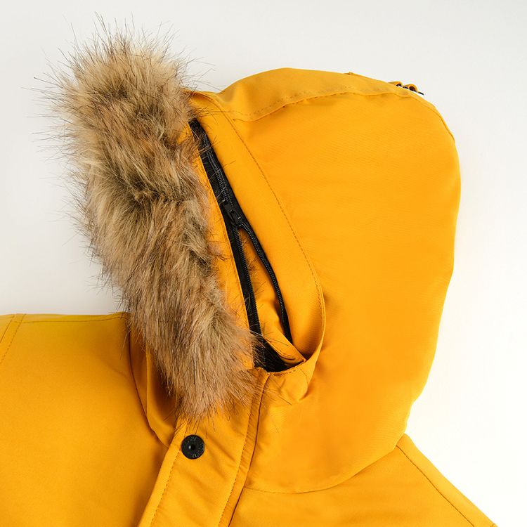 Yellow zip through with hood with furlike jacket